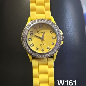 Sunshine Yellow Geneva Watch ✨ Sparkly Bezel